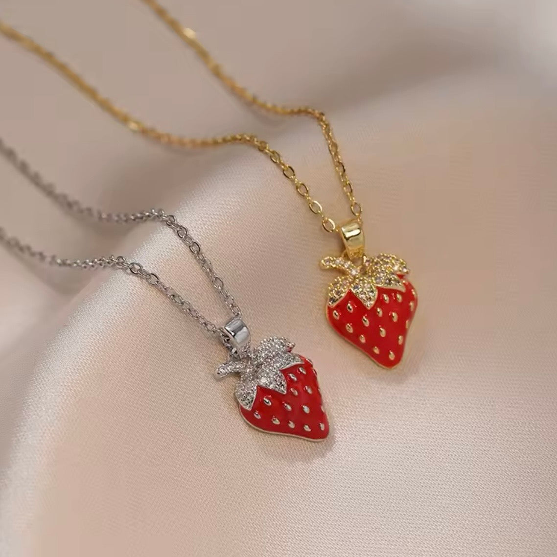 Γυναικείο Ατσάλινο Κολιέ - Strawberry Necklace (χρυσό, ασημί)
