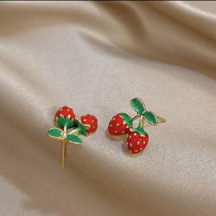 Γυναικεία Ατσάλινα Σκουλαρίκια - Double Strawberries Earrings
