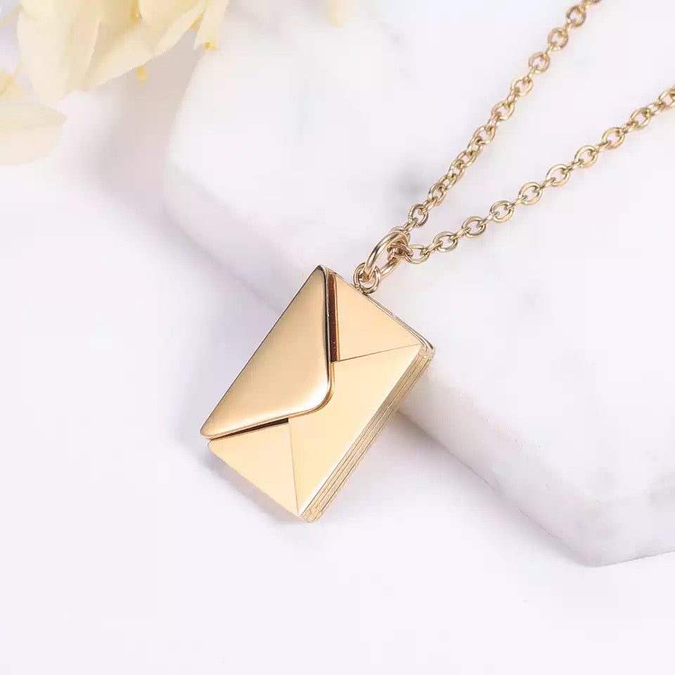 Ατσάλινο Κολιέ Φάκελος Αγάπης - Love Letter Necklace(χρυσό, ασημί)